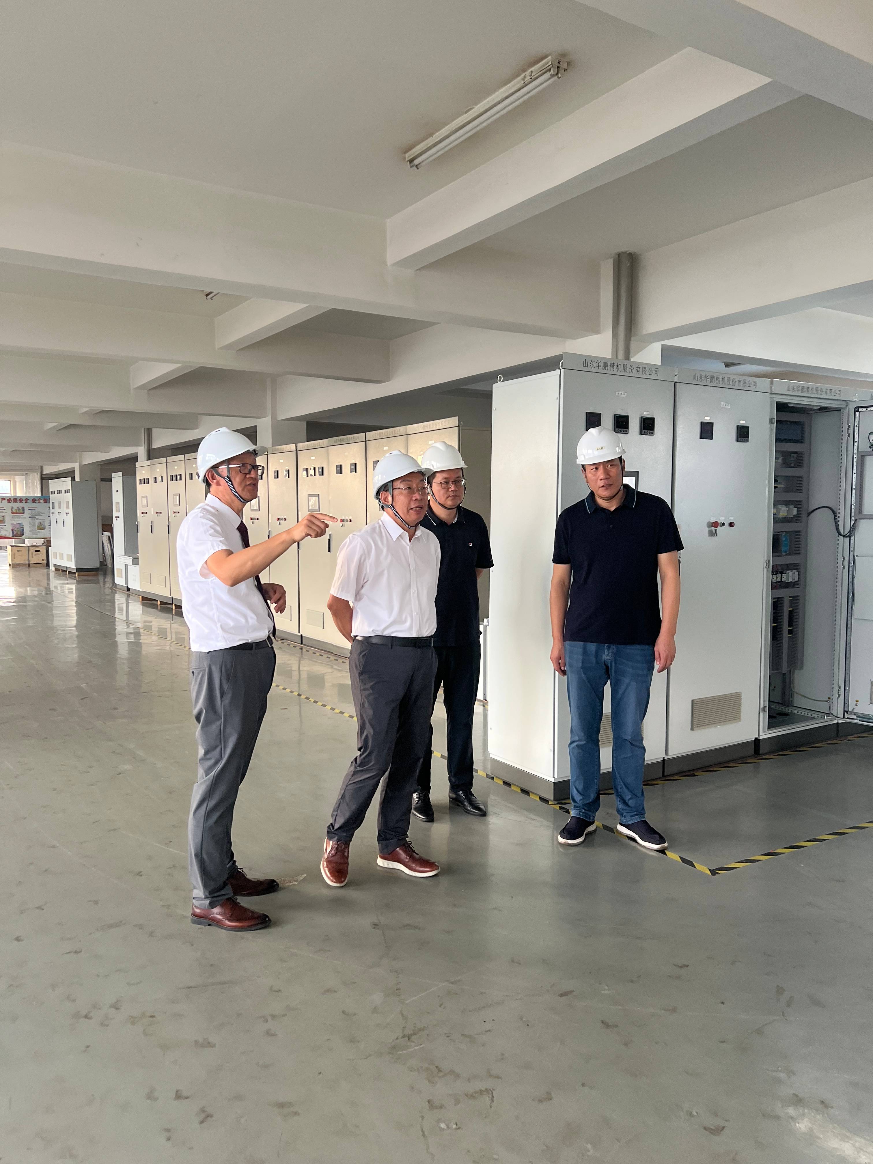 索通发展股份有限公司董事长朗光辉莅临山东华鹏精机股份有限公司参加指导
